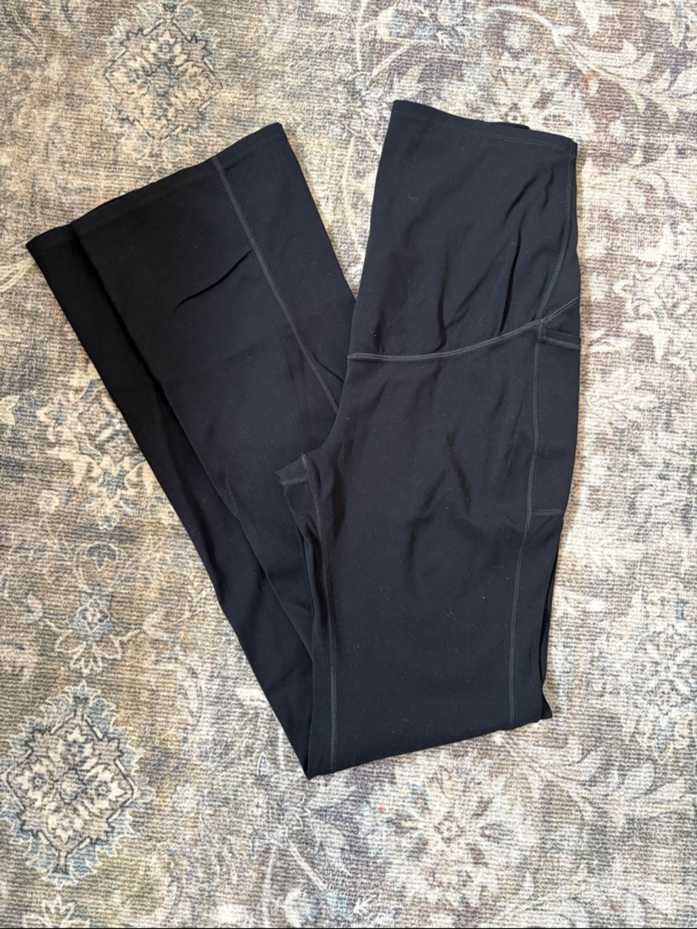 Black High-Waist Leggings with Side Pocket - Women